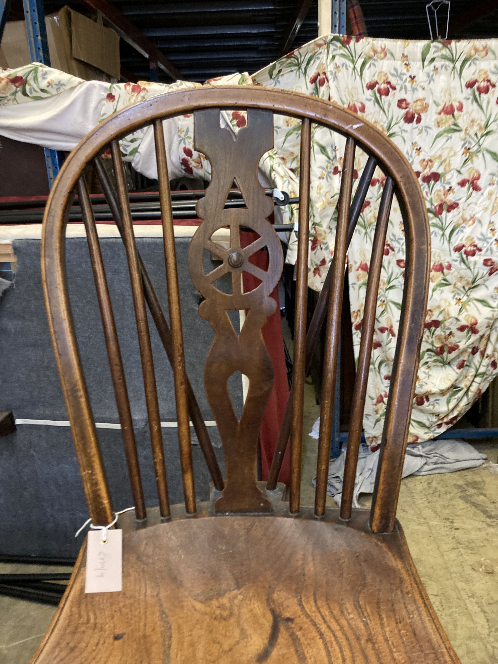 A 19th century ash and elm Windsor dining chair